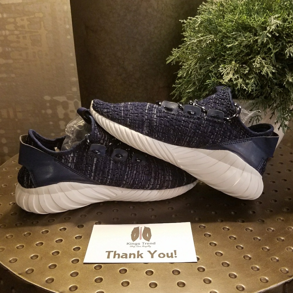 NEW! Mens "New York" Cross Training Footwear